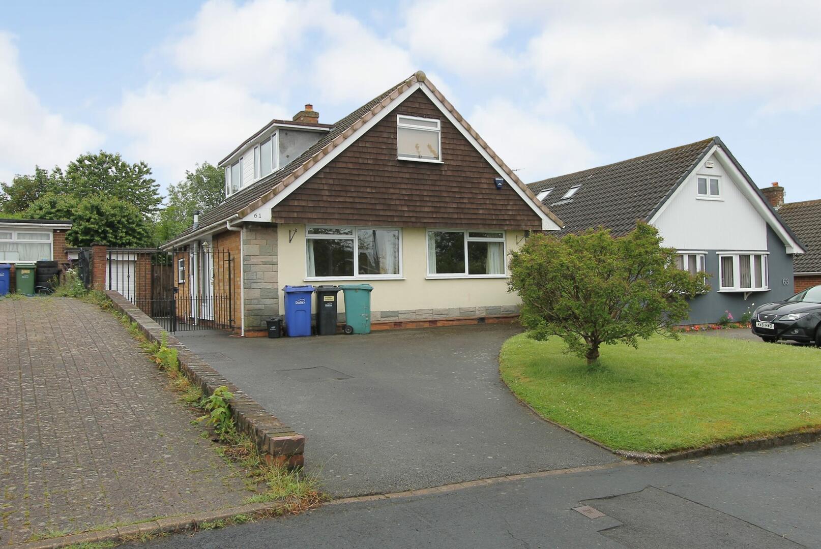 3 bed property in Stevens Road, Stourbridge